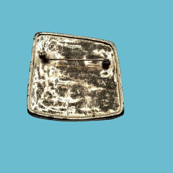 Twas the Night Before Pin Brooch Christmas Tree House Glitter Enamel - Picture 4 of 4